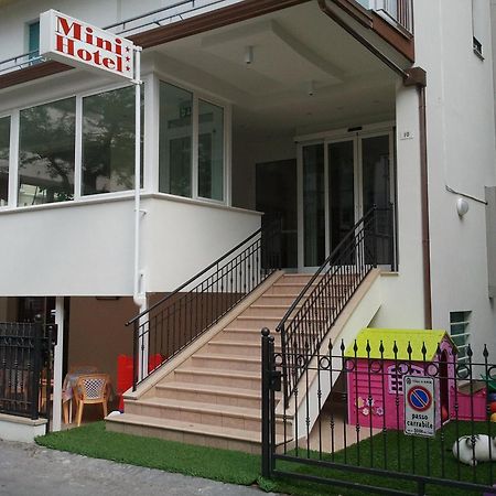 Mini hotel Ρίμινι Εξωτερικό φωτογραφία